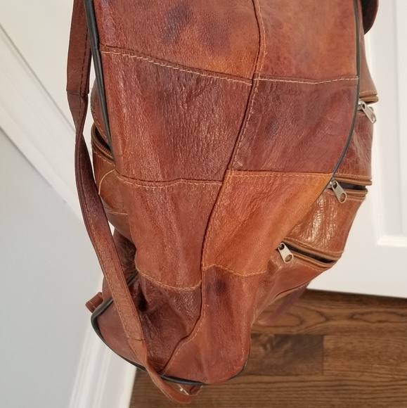 Leather backpack - Picture 2 of 5